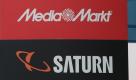 Media Markt und Saturn gehören zwar zum gleichen Konzern, treten in der Öffentlichkeit aber als erbitterte Konkurrenten auf. In Österreich, wo vergleichende Werbung zugelassen ist, nehmen sich die Konzerne auch in Werbespots gerne mal hoch, wie zum zehnjährigen Österreich-Jubliäum von Saturn. Foto: dpa