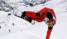 Riskant: Es braucht keine Funparks oder Halfpipes, um sich beim Snowboarden zu verletzen. Meist sitzen Snowboarder hinter Kuppen auf derPiste und werden deshalb oft von Skifahreren erfasst. Foto: ddp