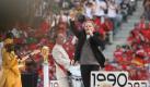 Fussball, FIFA WM 2006, Offizielle Eroeffnungszeremonie, Freitag (09.06.06), FIFA WM-Stadion (Allianz Arena) Muenchen: Herbert Groenemeyer singt bei der Eroeffnungszeremonie.
Foto: Marcus Brandt/ ddp Foto: ddp