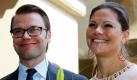 Die schwedische Kronprinzessin Victoria und ihr Ehemann Daniel werden bei ihrer Ankunft in München von Medienvertretern begrüßt. In der bayerischen Hauptstadt und in Berlin wird sich das royale Paar vier Tage lang aufhalten.  Foto: dapd