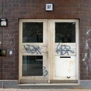 Frau getötet und zerstückelt - Kinder beim Notdienst (Foto)