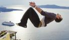 Auf der griechischen Insel Santorini findet eine Meisterschaft im Parkour statt.  Foto: Samo Vidic/dapd