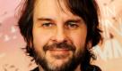 Der Regisseur Peter Jackson erwartet eine baldige Entscheidung darüber, ob er die Herr-Der-Ringe-Vorläufer mit dem Titel The Hobbit drehen kann. Warner Bros. sei derzeit dabei, die Situation beim Filmstudio MGM zu klären, und es gebe Fortschritte, sagte er. Foto: ddp