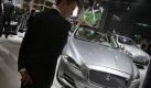 Luxus auf vier Rädern ist derzeit bei der Peking Motor Show zu sehen. Darunter auch der Jaguar XJ. Foto: ap
