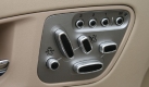 Bei den Fahrleistungen liegt das Jaguar XKR Cabriolet dabei auf Höhe der Konkurrenten, die ohne Kompressoraufladung ihr Dasein fristen. Wenn Untergrund und Reifentemperatur stimmen, schafft der Brite die Spurtorgie 0 auf 100 km/h in 4,8 Sekunden. Bei schlechteren Bedingungen sind es rund 5,3. Foto: press-inform