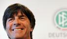 Bundestrainer Joachim Löw rechnet damit, dass alle eingeladenen Spieler zur Verfügung stehen. Foto: dpa