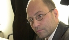 Ralf-Uwe Beck, parteilos: Als Kompromisslösung zwischen Linken und SPD ist auch ein parteiloser Kandidat für den Posten des Ministerpräsidenten im Gespräch. Die Linke brachte den Eisenacher Pfarrer Ralf-Uwe Beck ins Spiel. SPD-Kandidat Matschie kennt Beck schon seit mehr als 20 Jahren. In Jena haben beide gemeinsam Theologie studiert. Beck wurde in Thüringen als Umweltaktivist und als Kämpfer für mehr direkte Demokratie bekannt. Foto: dpa