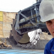 Mineralischen Rohstoffen auf der Spur (Foto)