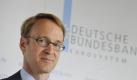 Bundesbankpräsident Jens Weidmann hat sich erneut gegen Forderungen gestemmt, kurzfristig die Notenpresse zur Lösung der Staatsschuldenkrise einzusetzen. Foto: Boris Roessler Foto: dpa