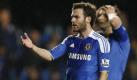 Juan Mata ist Chelseas Spieler des Jahres - und das in seiner ersten Saison. Er wird die Bayern vermutlich auf dem rechten Flügel beschäftigen. Das Duell Mata-Contento könnte damit eine wichtige Bedeutung bekommen. Den Vergleich mit Robben verliert er dennoch ganz knapp. Denn der Niederländer war in wichtigen Spielen, vor allem international, häufig für die genialen Momente und die entscheidenden Tore zuständig: 7:6 für Bayern! Foto: dapd