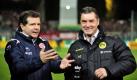 Zwei ehemalige Dortmunder als Konkurrenten: Weltmeister Andreas Möller (links), heute Manager der Kickers Offenbach, und Michael Zorc, der bei Borussia Dortmund die Fäden zieht, hielten vor dem Duell beider Teams einen netten Plausch. Nach dem Spiel wird Zorc sicher nicht mehr gelacht haben. Foto: dpad
