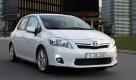 In Frage kommen die in Europa gebauten Fahrzeuge, vor allem Avensis und Auris (im Bild) - bei letzterem steht ohnehin 2013 ein Modellwechsel an. Der Golf-Konkurrent Auris hat zurzeit einen 1,4-Liter Dieselmotor mit 90 PS sowie zwei größere Dieselmotoren mit 126 bis 177 PS an Bord. Hier ist auch beim SUV-Erfolgsmodell Toyota RAV4 Schluss. Foto: pi