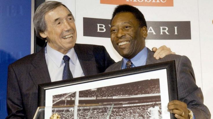 Die englische Torwart-Legende Gordon Banks (li.) ist im Alter von 81 Jahren an Krebs gestorben.