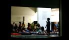 People rest on the floor of a warehouse in Nuevo Laredo, northeastern Mexico, after being evacuated from the nearby town of Ciudad Anahuac, Tuesday, July 6, 2010. About 18,000 people were evacuated Tuesday from Ciudad Anahuac where authorities opened a dam's floodgates for fear it would overflow from rains that accompanied Hurricane Alex. (AP Photo/Miguel Tovar)


Die Menschen ruhen auf dem Boden aus in einer Lagerhalle in Nuevo Laredo, Mexiko nachdem sie aus der nahe gelegenen Stadt Ciudad Anahuac evakuiert wurden. Über 18.000 Menschen wurden evakuiert. Foto: ap