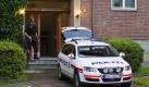 Polizisten durchsuchen das Wohnhaus des mutmaßlichen  Attentäters in Oslo. Foto: dpa