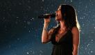 Die Kanadische Sängerin Alanis Morissette bei der Abschluss-Zeremonie der Olympischen Winterspiele 2010 in Vancouver. Foto: ap