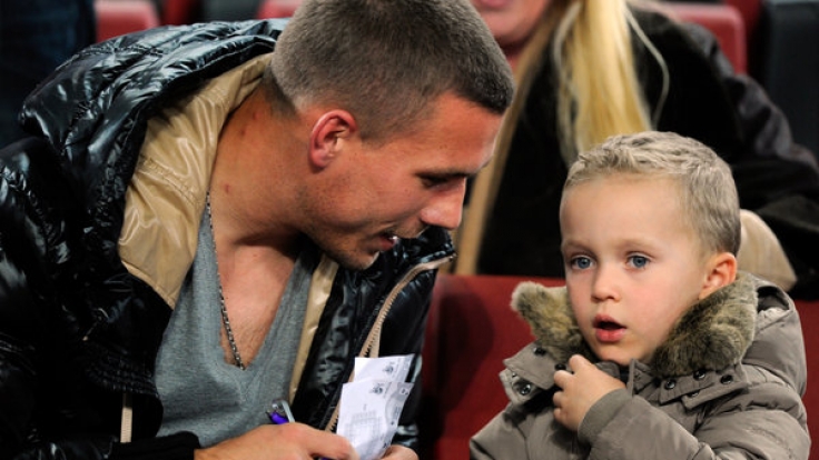 Lukas Podolski und Sohn Louis sind nur eines der berühmten Vater-Sohn-Gespanne.