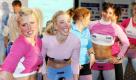 Auch Langlauf kann sexy sein - so wie hier bei einem Sponsorentermin des norwegischen Teams um Therese Johaug (links) und Kristin Störmer Steira (Mitte). Foto: imago
