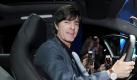 Bundestrainer Joachim Löw bekennt sich in Genf zum deutschen Auto. Foto: Markus Gilliar Foto: dpa