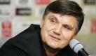 Fussball, 1. Bundesliga, Pressekonferenz/ Trainervorstellung Borussia Moenchengladbach, Sonntag (19.10.08), Stadion im Borussia-Park, Moenchengladbach: Fussballtrainer Hans Meyer stellt sich als neuer Trainer des Bundesligisten vor. Meyer war bereits von 1999 bis 2003 Trainer in Moenchengladbach und loest den Niederlaender Jos Luhukay ab. 

 Foto: ddp