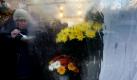 Eine Blumenverkäuferin ist während ihrer Mittagspause in Moskau zu sehen. In Moskau sind die Temperaturen unter -20 Grad Celsius gefallen. Foto: ap