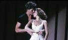 FILE - In this image provided by Lionsgate Home Entertainment, Patrick Swayze, portraying Johnny Castle, and Jennifer Grey, portraying Baby Houseman, are shown in a scene from the film, 'Dirty Dancing.' Lionsgate is set to produce a remake of the film directed by Kenny Ortega. (AP Photo/Lionsgate Home Entertainment)  Foto: AP Photo/Lionsgate Home Entertainment