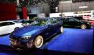 129.600 Euro in blau: Alpina präsentiert in Genf seine Idee des allradgetriebenen 7er BMW. Foto: Alpina