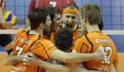 Die Berlin Volleys haben das entscheidende fünfte Spiel gewonnen und sind deutscher Volleyball-Meister. Foto: Robert Schlesinger Foto: dpa
