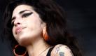 Ganz anders Amy Winehouse: Die britische Soulsängerin hat schon mal aus Liebeskummer eine Tournee abgesagt. Das war Ende 2007, und Amys Problem war, dass ihr Mann  Blake Fielder Civil  über Weihnachten im Gefängnis sitzen musste. Das hat sie so mitgenommen, dass sie nicht in der Lage war, mit vollem Einsatz auf der Bühne zu rocken. 
 Foto: dpa