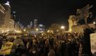 In Chicago demonstrierten am Wochenende wieder Tausende gegen die Allmacht der Banken. Foto: dapd