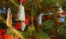 Spitze Kommentare der Verwandten verderben oft das Weihnachtsfest. (Bild: Soeren Stache/dpa) Foto: dpa