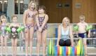 ... und Schwimmtricks von der Olympiasiegerin. Foto: Ketchum Pleon