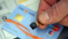 Phishing funktioniert auch mit einer Mini-Videokamera, die versteckt an Geldautomaten angebracht werden kann. Foto: Boris Roessler/Archiv Foto: dpa