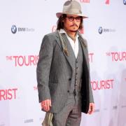 Schauspieler Johnny Depp ist mit 1,76 Metern auch nicht gerade der Größte.