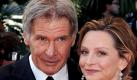Eine Hochzeit mit Anlauf: Acht Jahre lang waren sie ein Paar, im Juni heirateten Harrison Ford und Calista Flockhart endlich. Das Paar hatte sich 2002 bei der Golden Globe-Verleihung in Hollywood kennengelernt. Wenig später war Flockhart zusammen mit ihrem adoptierten Sohn Liam bei Ford eingezogen. Am Valentinstag 2009 hatte er sie mit einem Ring und einem Heiratsantrag überrascht. Foto: dpa