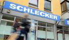 Eine Bürgschaft aller Bundesländer für Schlecker ist gescheitert. Foto: Holger Hollemann/Archiv Foto: dpa