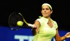 Julia Görges macht ihren Sieg klar: Mit 7:5 und 6:3 setzte sie sich bei den Pan Pacific Open in Tokio gegen Samantha Stosur aus Australien durch. Foto: dpa