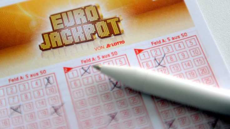 Die aktuellen Gewinnzahlen und -Quoten vom Eurojackpot am 13.01.2017 lesen Sie hier.