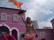 Barbie erobert Berlin - unter Protest