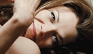 Jessica Schwarz spielt Romy Schneider, eine Frau, die vor der Fotokamera ebenso brilliert wie vor der Filmkamera. Foto: ARD