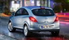 ... ebenso wie der akteulle Opel Corsa haben diesen Trend einerseits mitbegründet und gleichzeitig davon profitiert. Mitten in der Krise sorgten beide Modell bei ihren Herstellern für dringend benötigte Impulse. Foto: press-inform