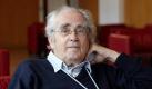 Der französiche Komponist und Oscar-Preisträger Michel Legrand betritt Neuland. Foto: Georg Wendt  Foto: dpa