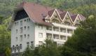 Berühmt wurde auch das Sanatorium Glotterbach im Schwarzwald. Hier wurden nur die Außenaufnahme der Serie gedreht. Alle Innenaufnahmen fanden in einem Hamburger Studio statt. Foto: dpa