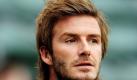Der britische Fußballprofi David Beckham hat sein Talent nach eigenen Angaben an seine Söhne vererbt. Alle drei würden den Ball genau so kicken wie er, sagte Beckham einer Zeitschrift über Brooklyn (11), Romeo (8) und Cruz (5). Foto: dapd