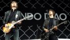 Die deutschen Fans müssen zwei Jahre länger auf Mando Diao warten:Hier erscheint ihre Platte erst 2004. Im selben Jahr spielen die Schweden auch zahlreiche Festivals in Deutschland, wie hier beim Hurricane im niedersächsischen Scheeßel. Foto: ddp