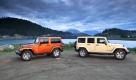 Die neue bunte Welt der Jeep Wrangler: Detonator-Gelb, Kirsch-Rot, Sahara-Braun, Cosmos-Blau und Schnee-Weiß. Foto: pi