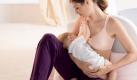 Da sich die Brust im Laufe der Schwangerschaft verändert, besitzt der Still-BH eine besondere Stützfunktion. Außerdem erleichtert er das Stillen durch herunterklappbare Körbchen. Foto: Anita Maternity/www.anita.com