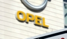 14. November: Angesichts der schweren Krise der Konzernmutter General Motors ruft Opel den Staat zu Hilfe. Die Bundesregierung will bis Weihnachten ber eine Brgschaft von gut einer Milliarde Euro entscheiden. Foto: dpa