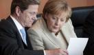 Haben sich auf eine Streichliste geeinigt: Kanzlerin Angela Merkel (CDU) und ihr Vize Guido Westerwelle (FDP). Foto: ddp
