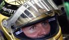 MIt goldenem Helm zur ersten Bestzeit: Michael Schumacher in Belgien. Foto: dpa